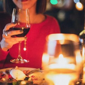 Les règles pour bien apprécier le vin rouge pendant le repas